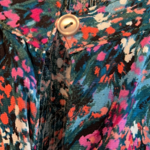 TIME and TRU XXL VIBRANT COLORED SLEEVELESS TOP - Picture 3 of 9